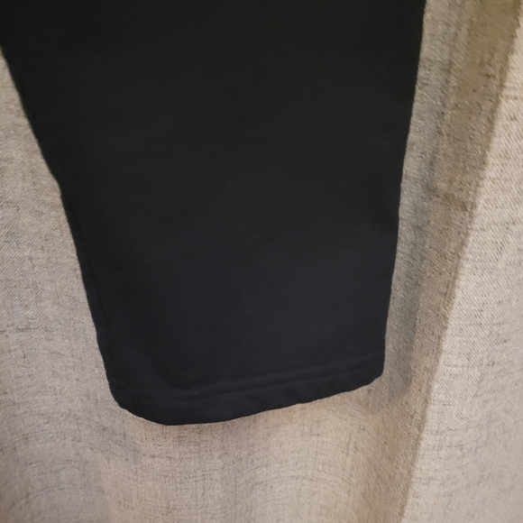 Terrifier Sweatpants - Picture 4 of 5